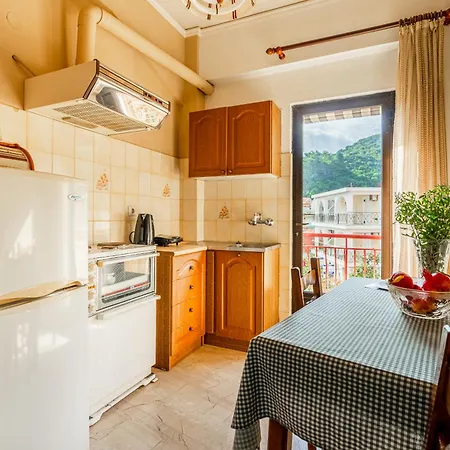 公寓式酒店 For 2 By Alecos 波罗斯